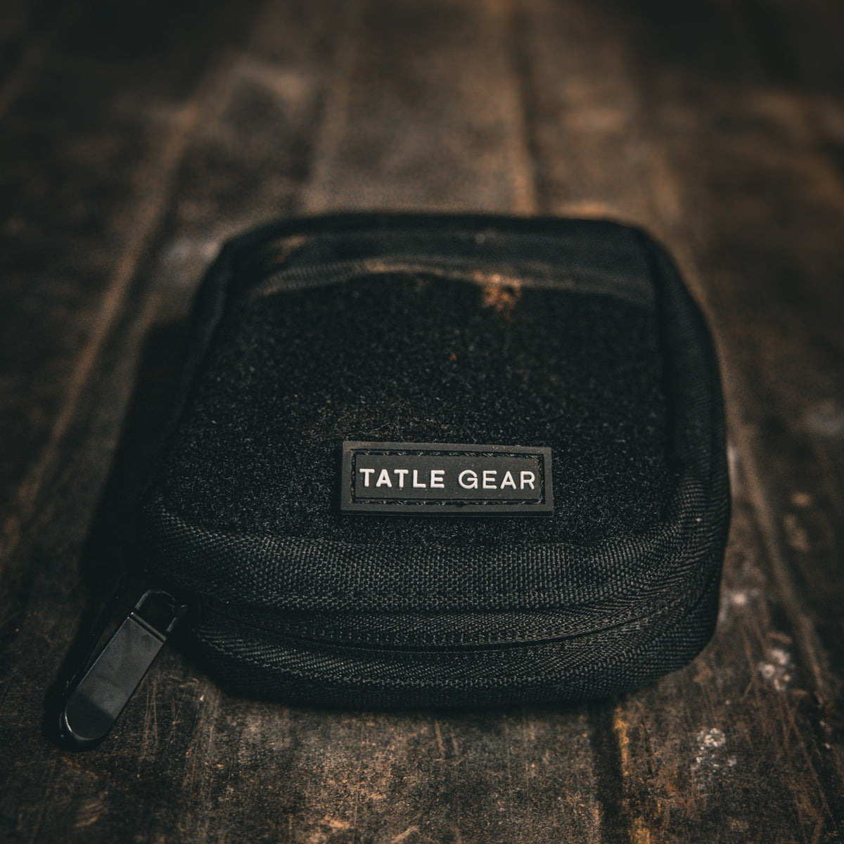 Tatle Gear D-Pack – Organizador compacto para tecnología y uso diario